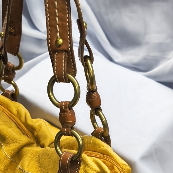 Vintage Fossil Yellow Leather Shoulder Bag - Picture 10 of 13